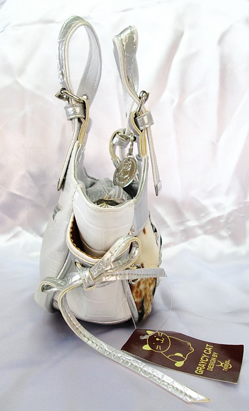 กระเป๋าแฟชั่น