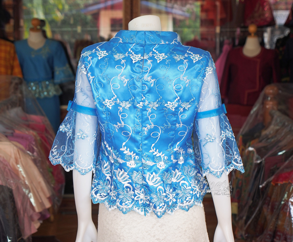 เสื้อลูกไม้ สีฟ้า ไซส์ S