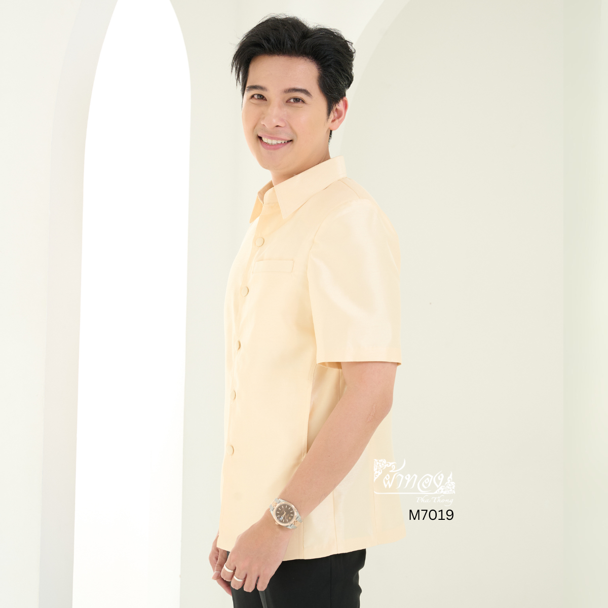 เสื้อผ้าไหมแพรทอง สีครีม ไซส์ 3XL