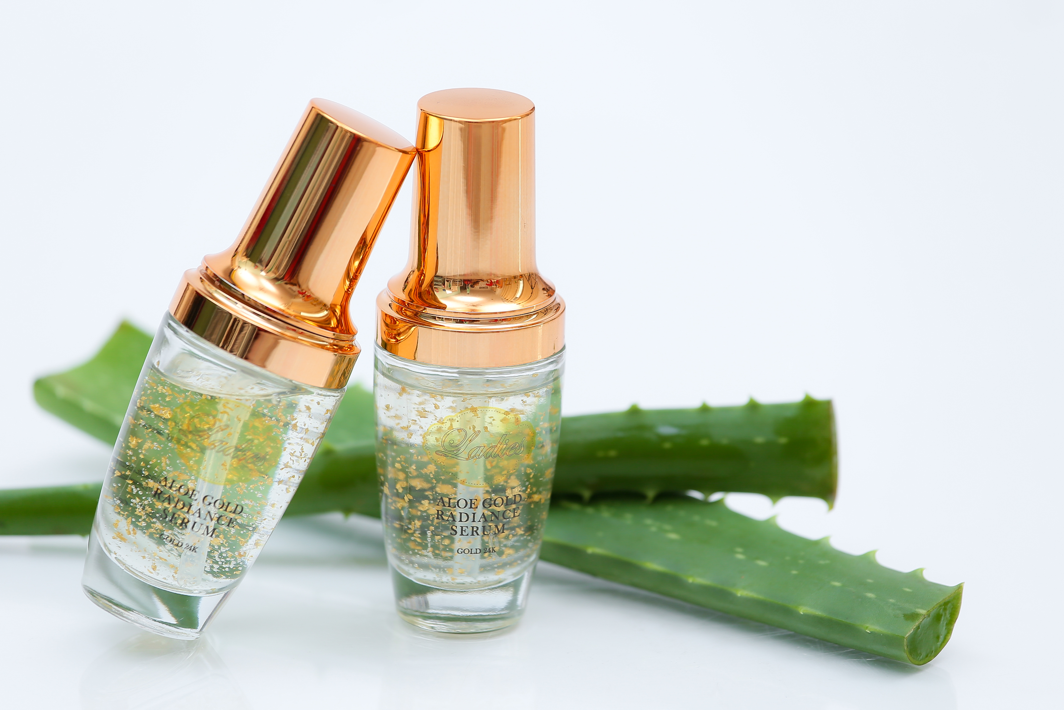 Ladies Aloe Gold Radiance Serum เซรั่มว่านหางจระเข้เข้มข้นผสมทองคำ 24K