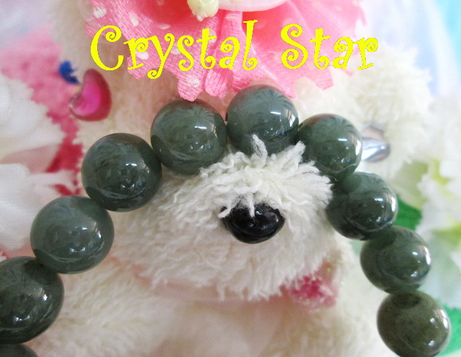 สร้อยข้อมือหยกสีเขียวเข้ม