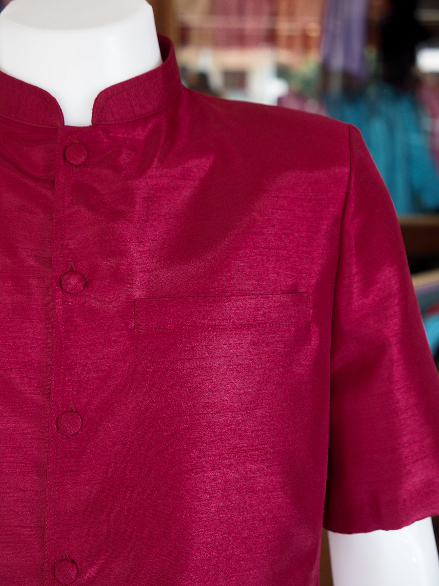 เสื้อผ้าไหมแพรทอง คอพระราชทาน สีแดงเลือดหมู ไซส์ 2XL