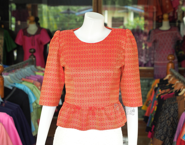 เสื้อผ้าทอลายพิกุล สีส้ม ไซส์ XL