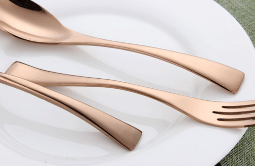 ชุด Dinner ช้อนส้อม สแตนเลส อย่างดี สี Rose Gold รูปแบบ European Style