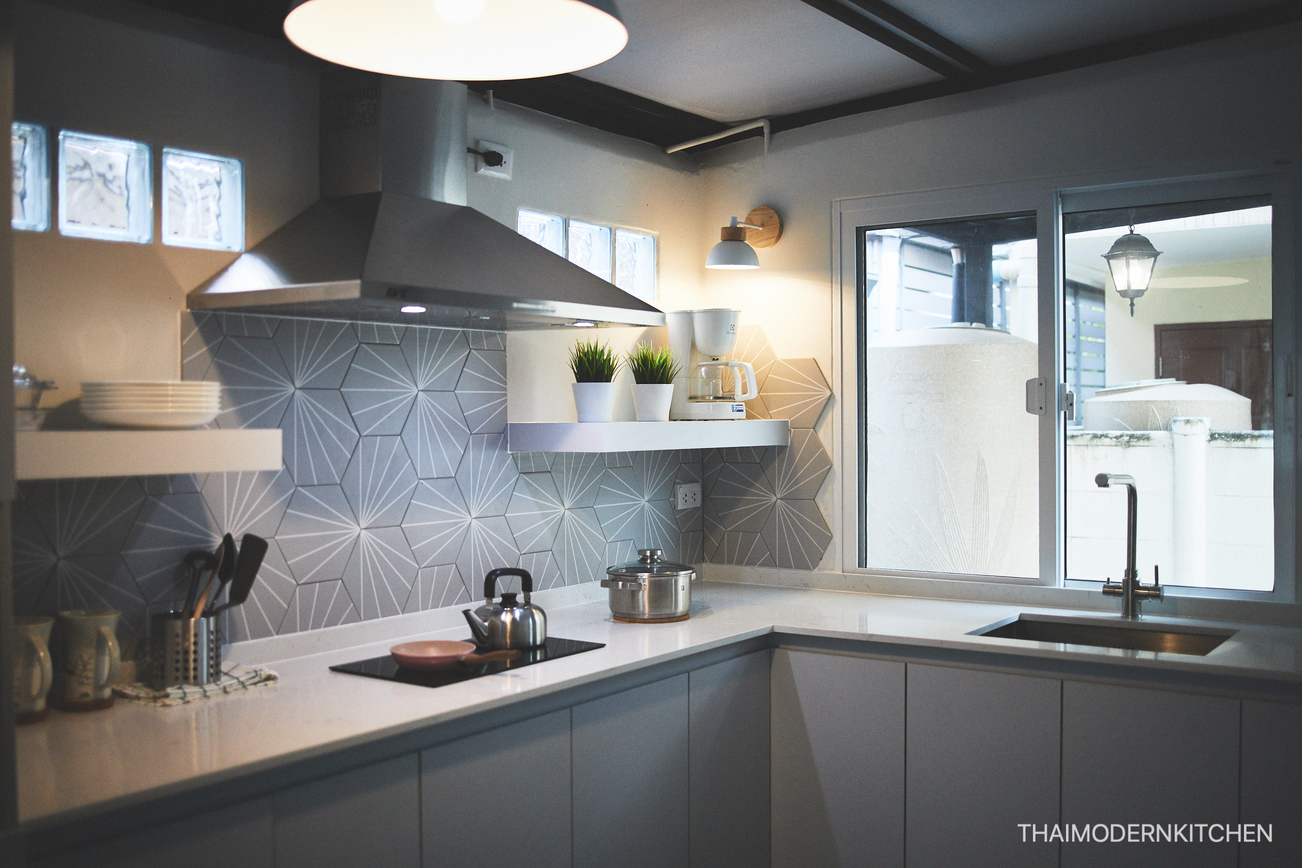 ครัวบ้านคุณ มงคลชัย 2..4+1 ตู้ล่าง Island 1.5*0.8 2.1 ตู้ T