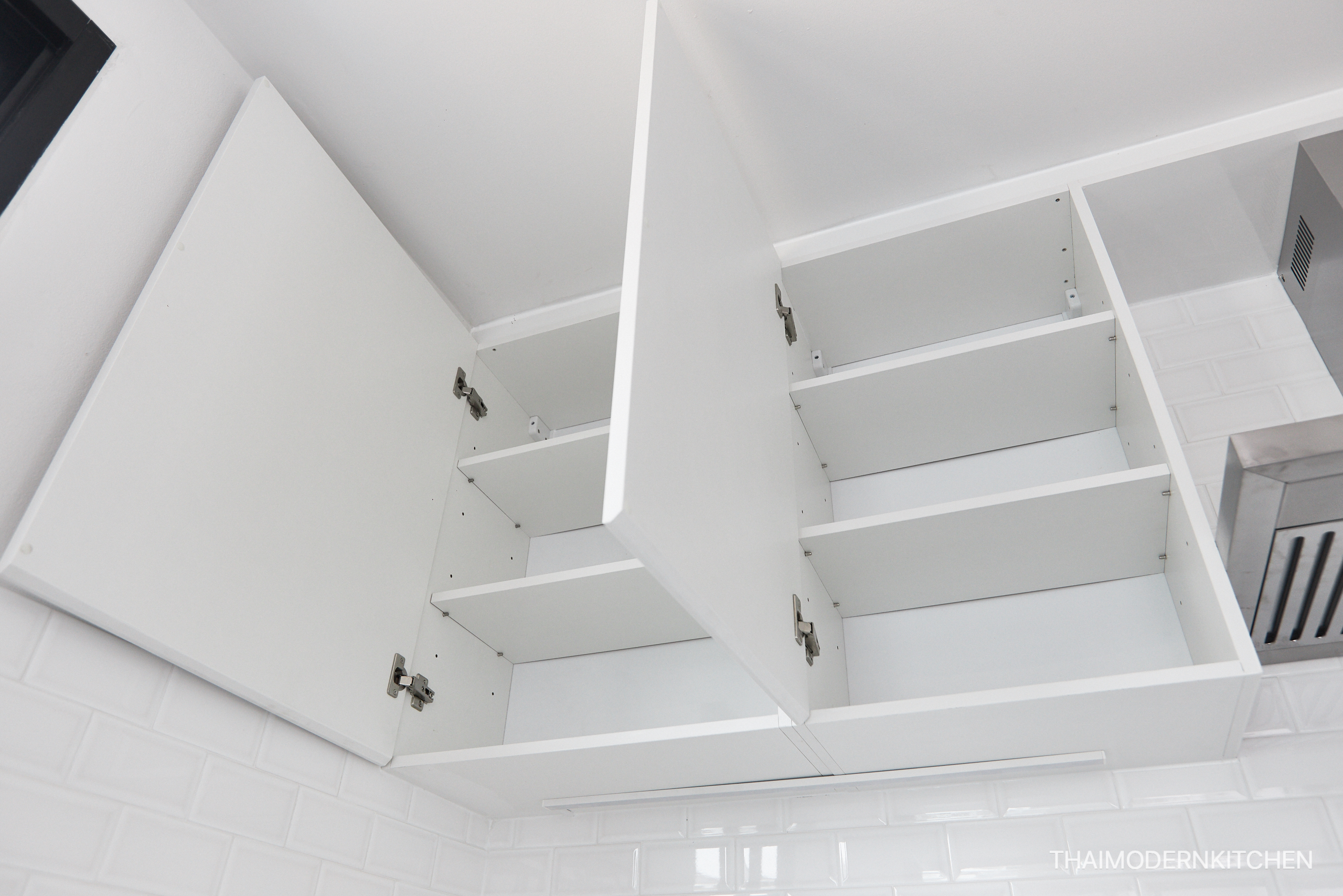 ครัวบิ้วอิน บ้านคุณ โสจิรัต 3+3.3 ตู้ล่าง 4.5 ตู้บน (เว้นติด hood) 1.8 island