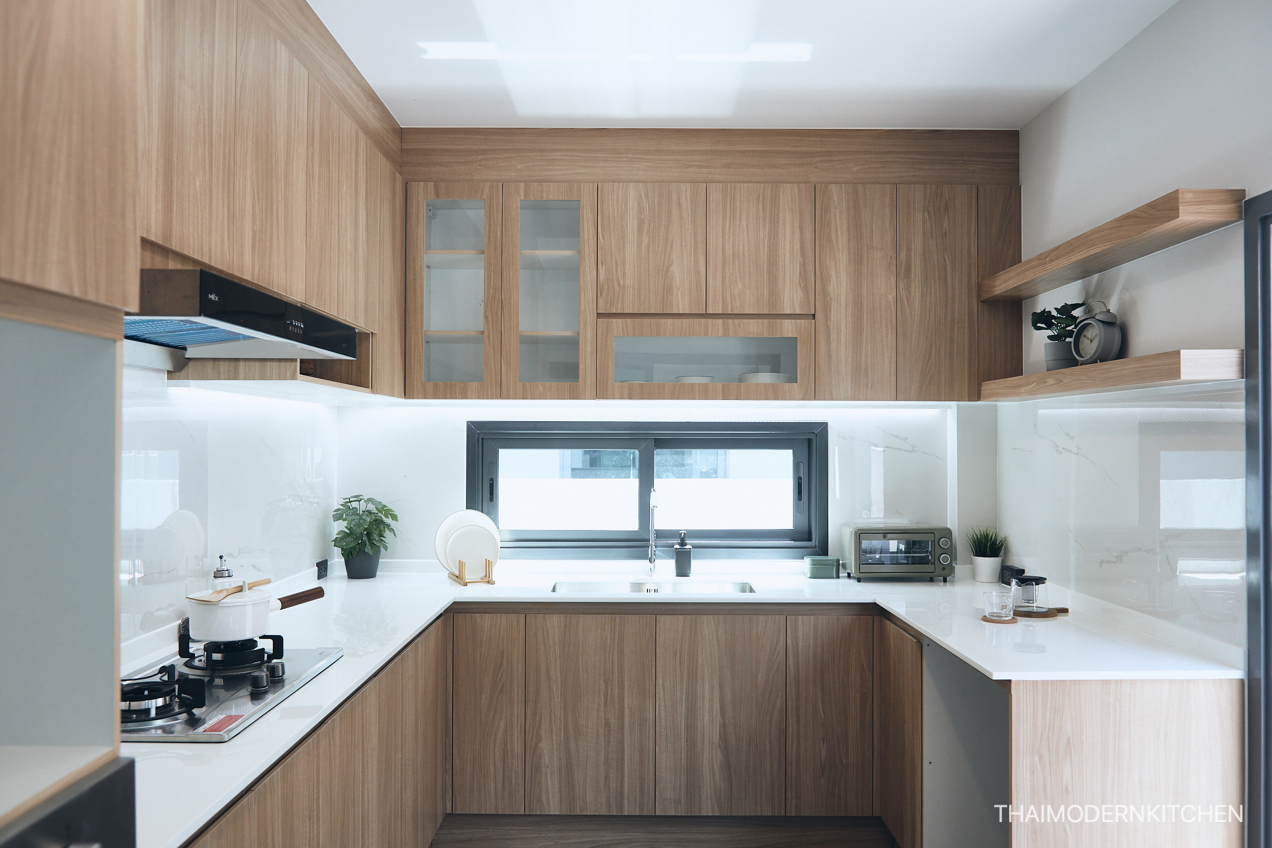 ครัวบิ้วอิน บ้านคุณวิไลพรรณ ราคา 85000