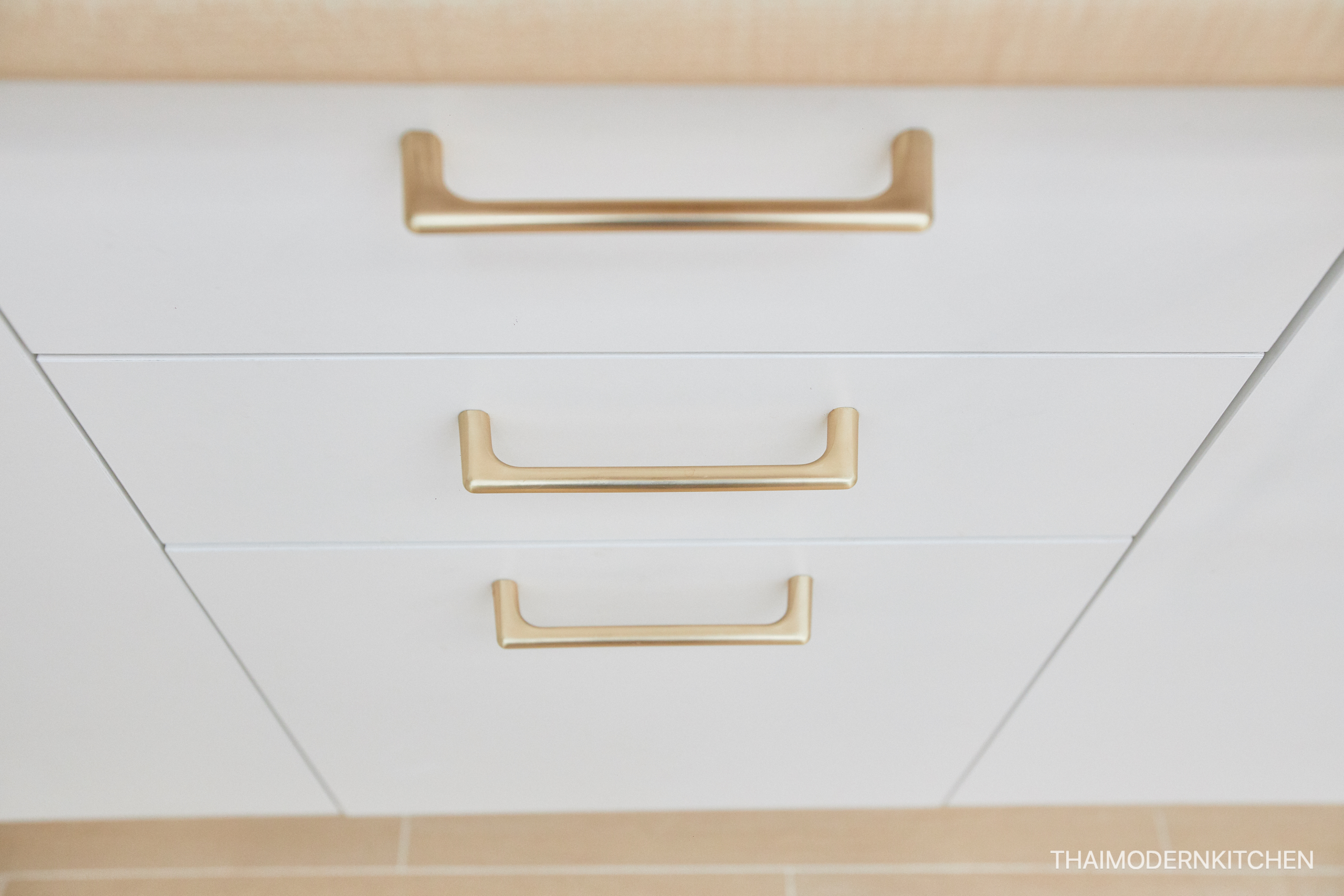 ครัวบิ้วอิน 2.8+1 ตู้บน+ล่าง