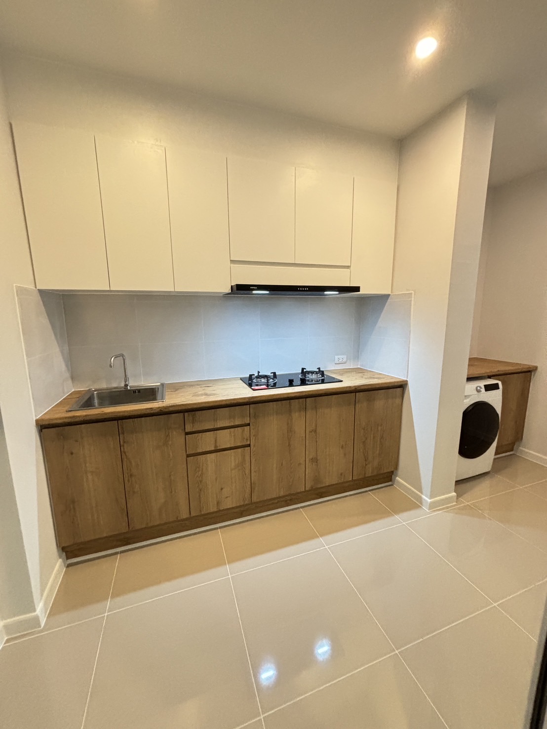 ครัวบิ้วอิน 2.3 ตู้บนล่าง