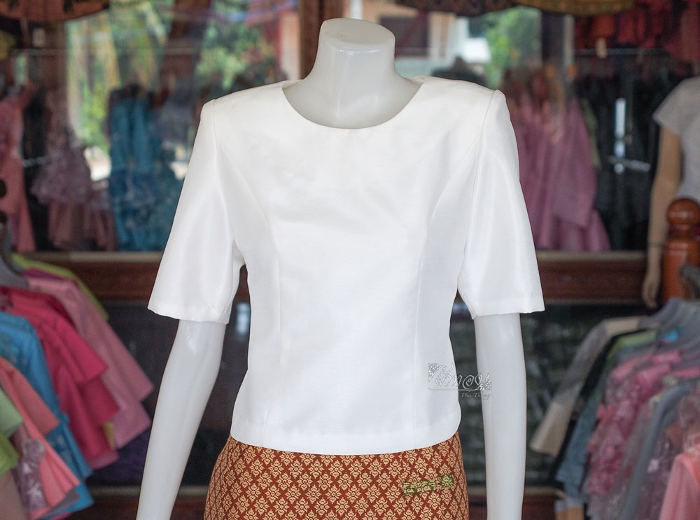 เสื้อผ้าไหมแพรทอง สีขาว ไซส์ M