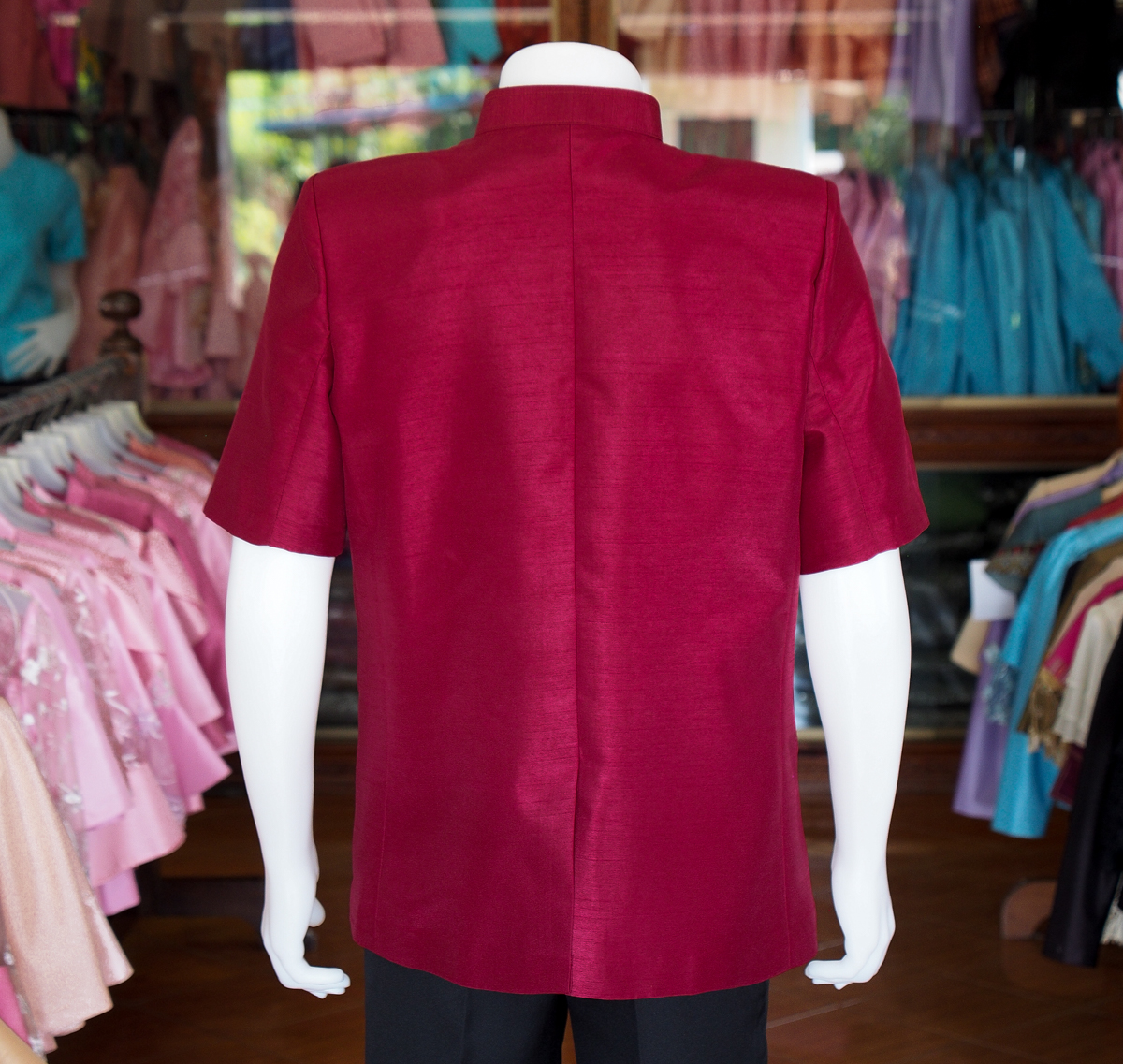 เสื้อผ้าไหมแพรทอง คอพระราชทาน สีแดงเลือดหมู ไซส์ 2XL