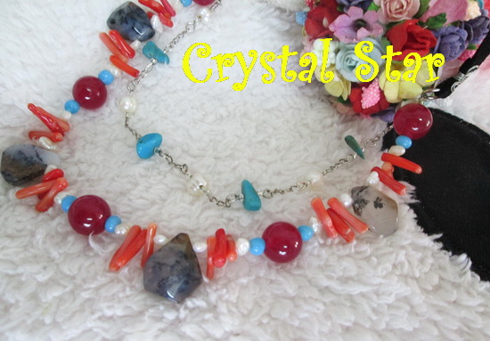 สร้อยคอหินสี