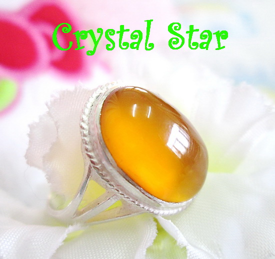 แหวนโป่งข่าม (วิฑูรย์สีน้ำผึ้ง)