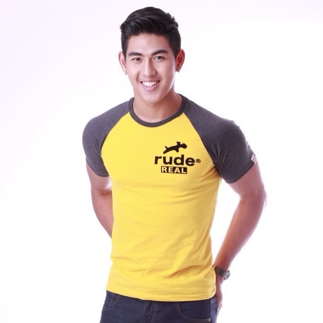 เสื้อยืด rudedog รุ่น real slope สีเหลือง