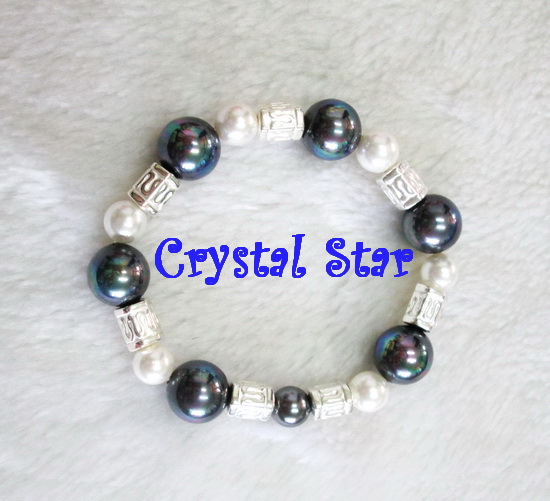 สร้อยข้อมือเปลือกมุก