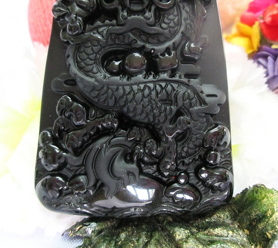 จี้มังกร (หินออปซิเดียน)