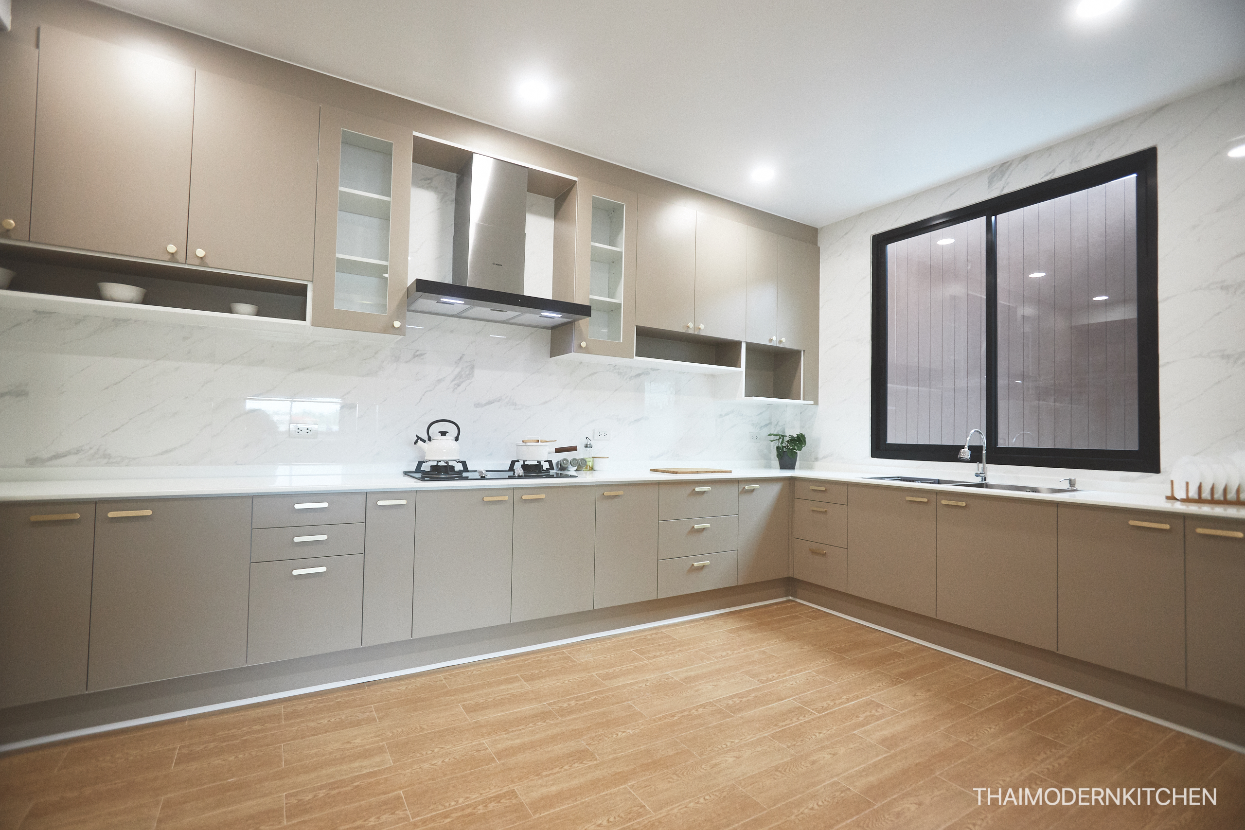 ครัวบิ้วอิน บ้านคุณพรพิมล 5.9 ตู้บน+ล่าง 2.4 ตู้ล่าง