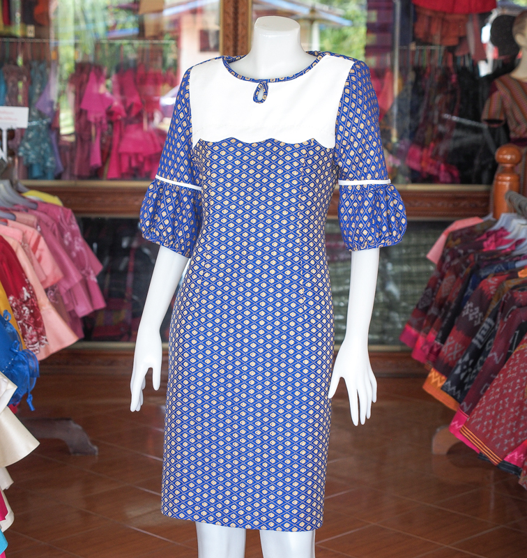 เดรสผ้าฝ้ายทอลายดอกหวาย สีน้ำเงิน ไซส์ S