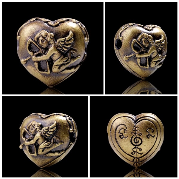 ครูบาแบ่ง วัดบ้านโตนด หัวใจกามเทพสื่อรัก เนื้อทอง ระฆังโบราณ KM083