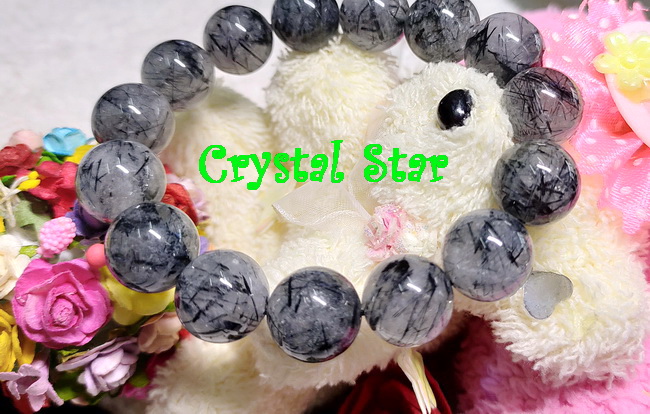 สร้อยข้อมือแก้วขนเหล็ก