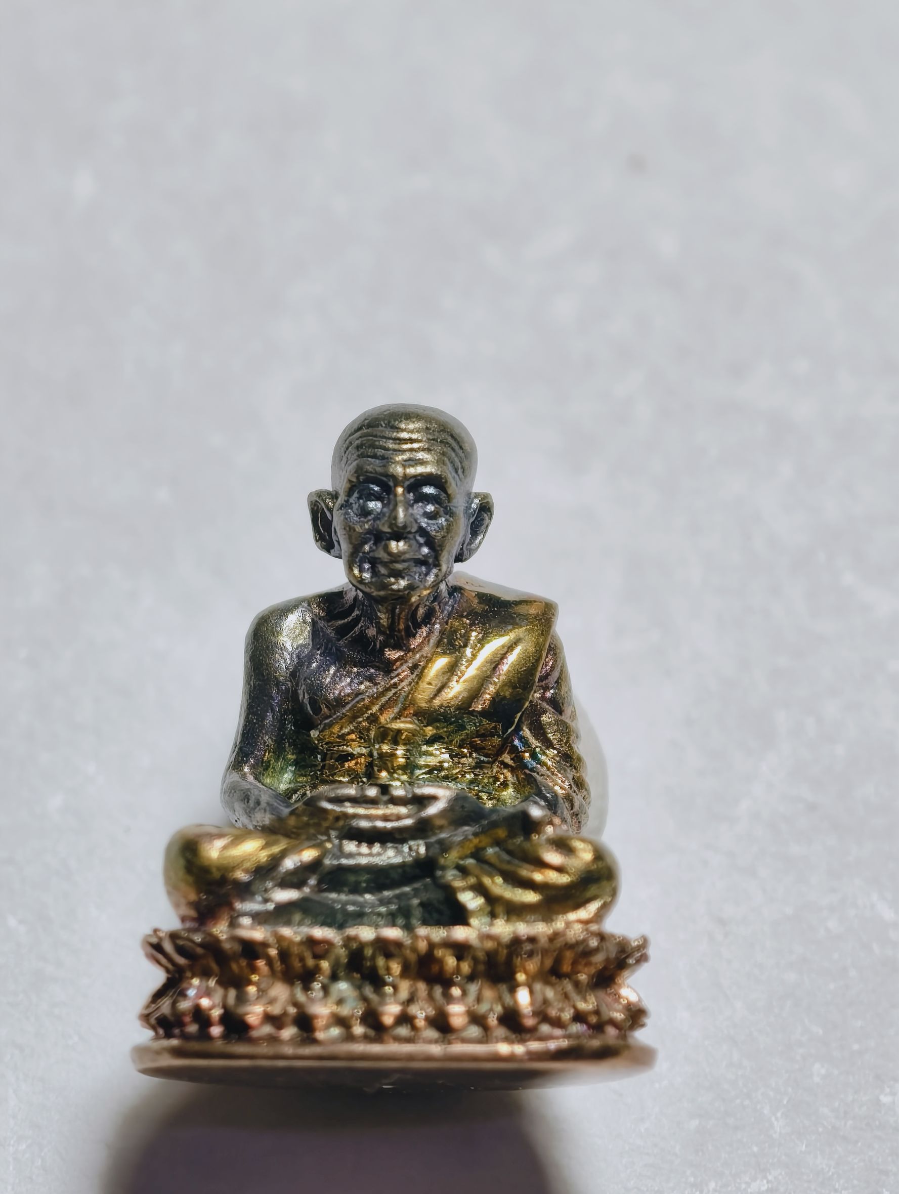 หลวงปู่ทวด วัดช้างให้ เนื้อเงินแท้ ขัดเงาพ่นทราย 3 กษัตริย์ AC2434