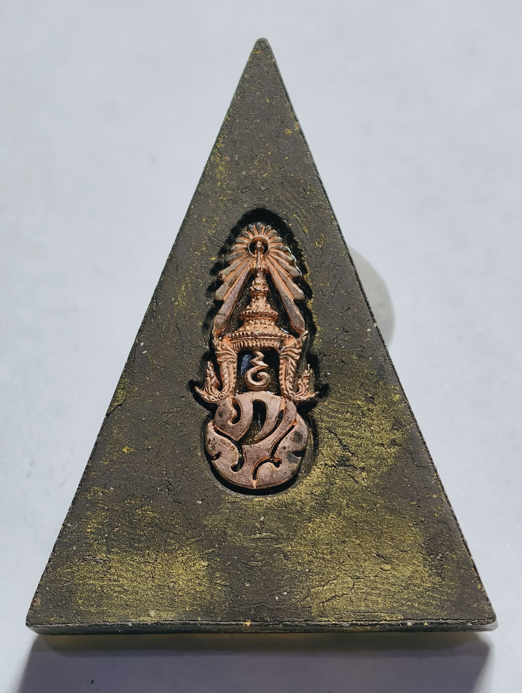 พระพุทธชินราช โครงการ เพราะแผ่นดินนี้ คือแผ่นดินเกิด ภปร โดยมูลนิธิวชิรเวชวิทยาลัยเฉลิมพระเกียรติในพระราชูปถัมภ์ KA2739