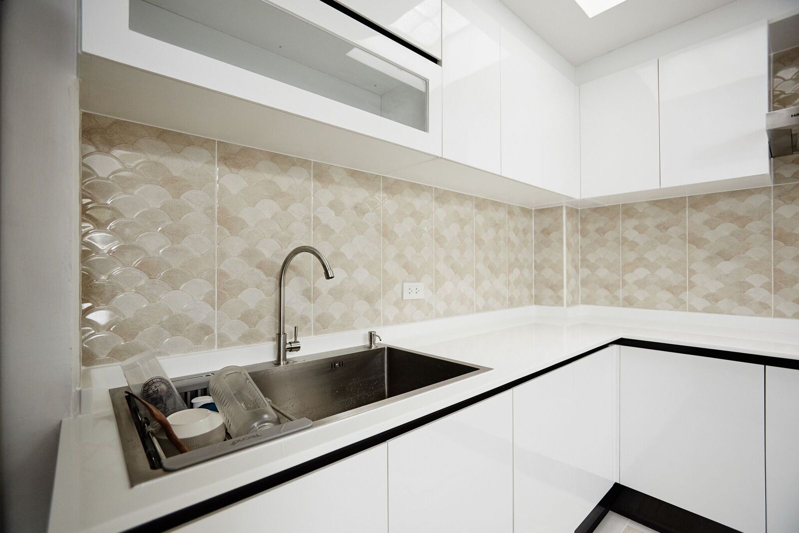 2.8×3 ตู้บน+ล่าง 1.4 counter 1 ระดับ