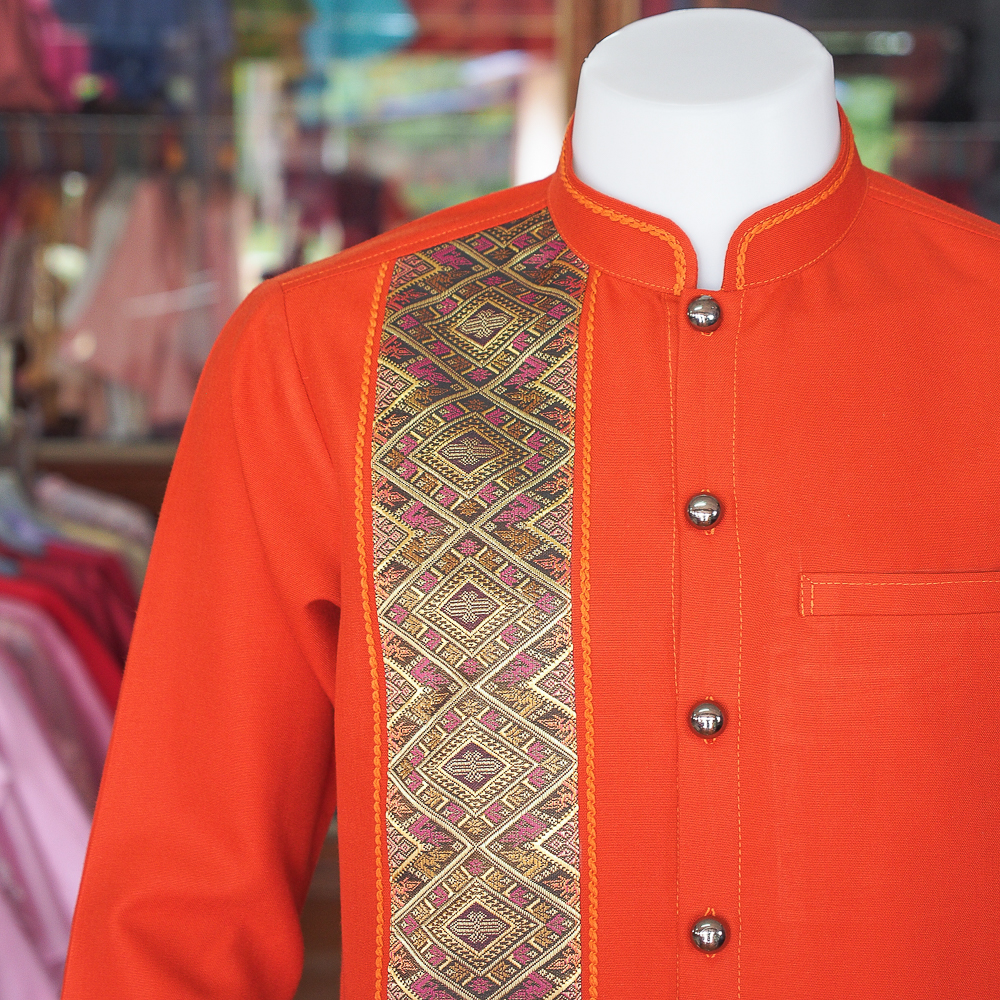 เสื้อผ้าฝ้ายสุโขทัยแต่งจก คอพระราชทานแขนยาว สีส้ม ไซส์ 2XL