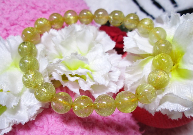 สร้อยข้อมือไหมทอง