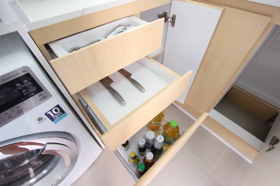 ครัวบิ้วอิน 3.15+1.15 ตู้บน+ล่าง + 0.6 ตู้เต็มสูง 220 cm