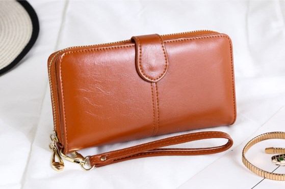 Milly กระเป๋าสตางค์ผู้หญิงใบยาว