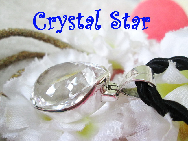 จี้คริสตัลตัวเรือนเงิน