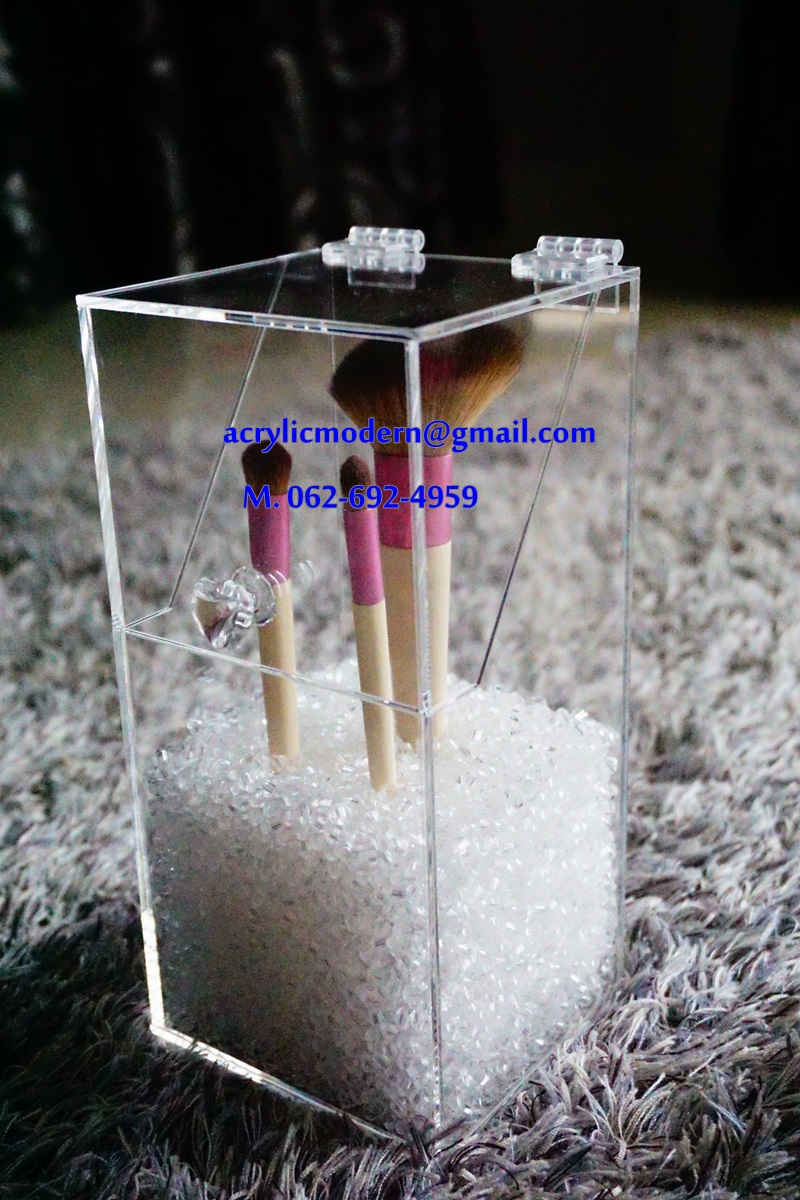 กล่องแปรงแต่งหน้า ขนาดเล็ก size L ลูกปัดสีใส