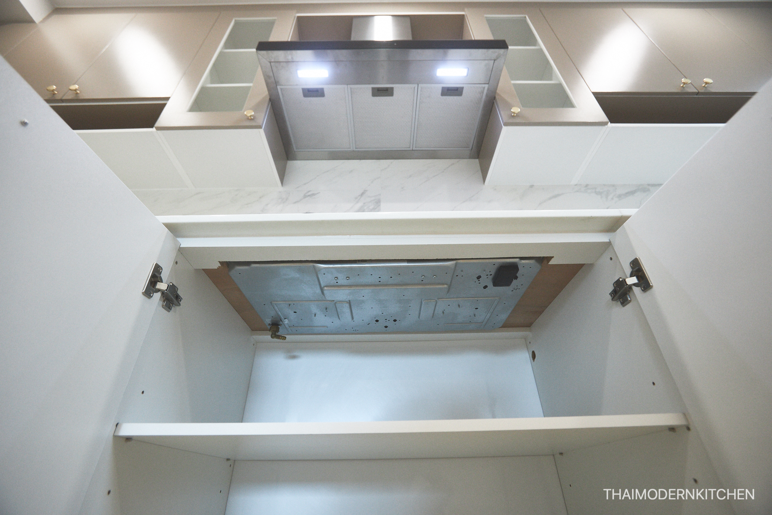 ครัวบิ้วอิน บ้านคุณพรพิมล 5.9 ตู้บน+ล่าง 2.4 ตู้ล่าง