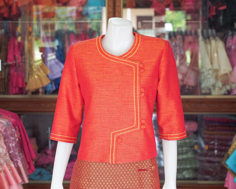เสื้อผ้าฝ้ายสุโขทัย แต่งเดินไหม สีส้ม ไซส์ XL