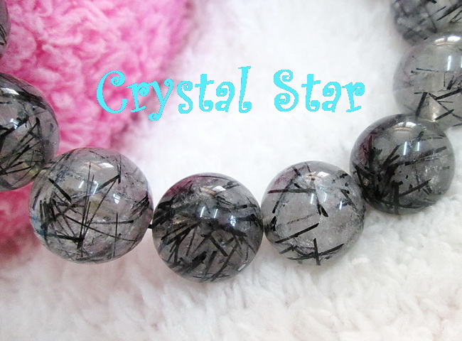 สร้อยข้อมือแก้วขนเหล็ก