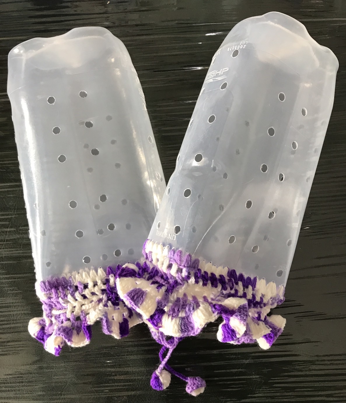 ถุงสวมมือผู้ป่วย คละสี (ขายเป็นคู่)