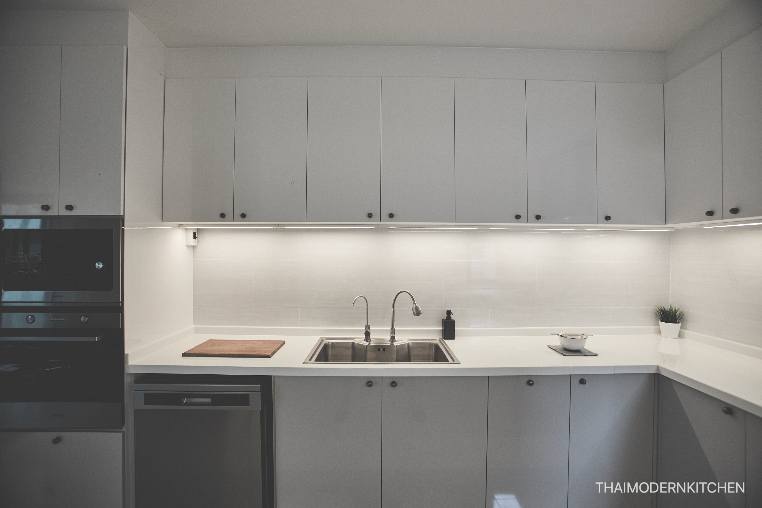 ครัวบิ้วอิน บ้านคุณณชญาดา ราคา 130,000 บาท