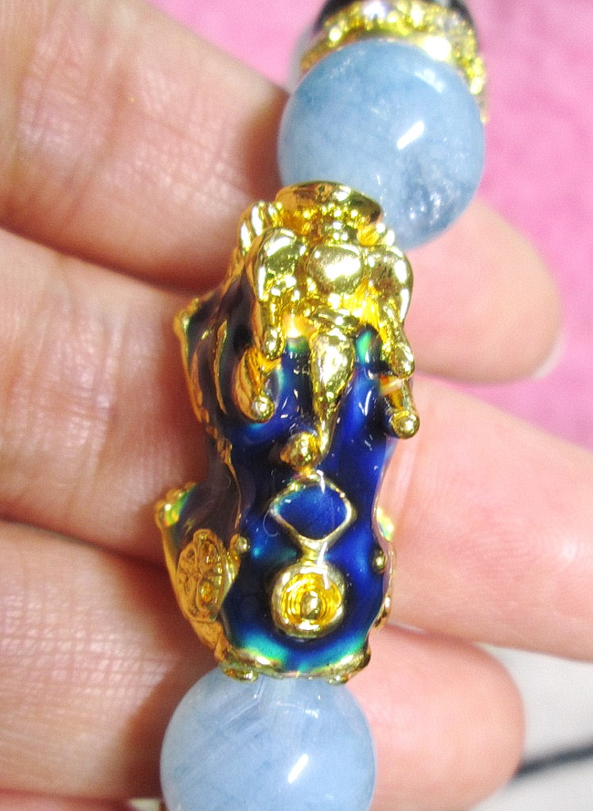 สร้อยข้อมือโรสควอทซ์ และอเมทิส