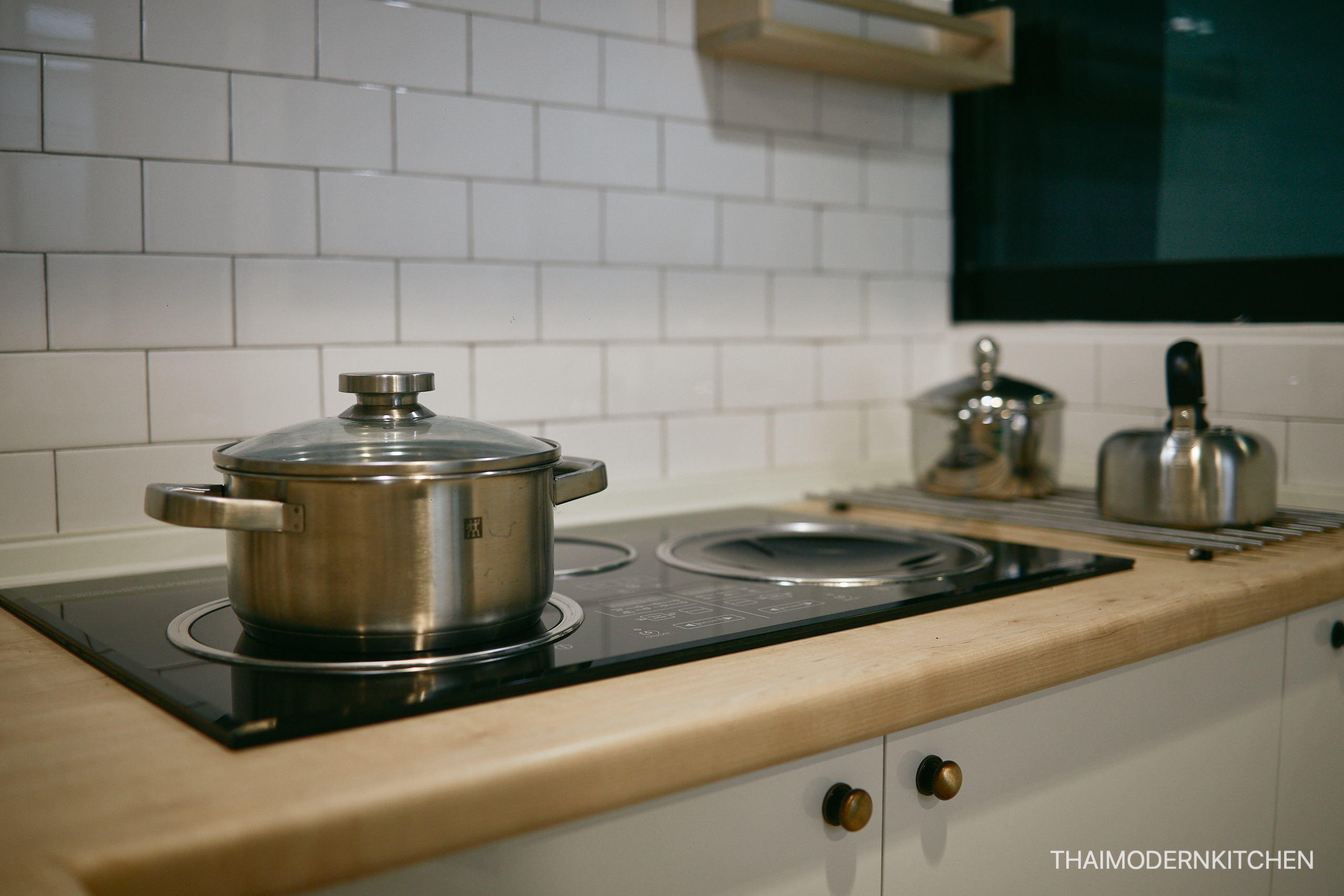 หมู่บ้าน Haus Clover ราชพฤกษ์-แจ้งวัฒนะ 3+1.2 ตู้ล่าง+1.6 ตู้บน