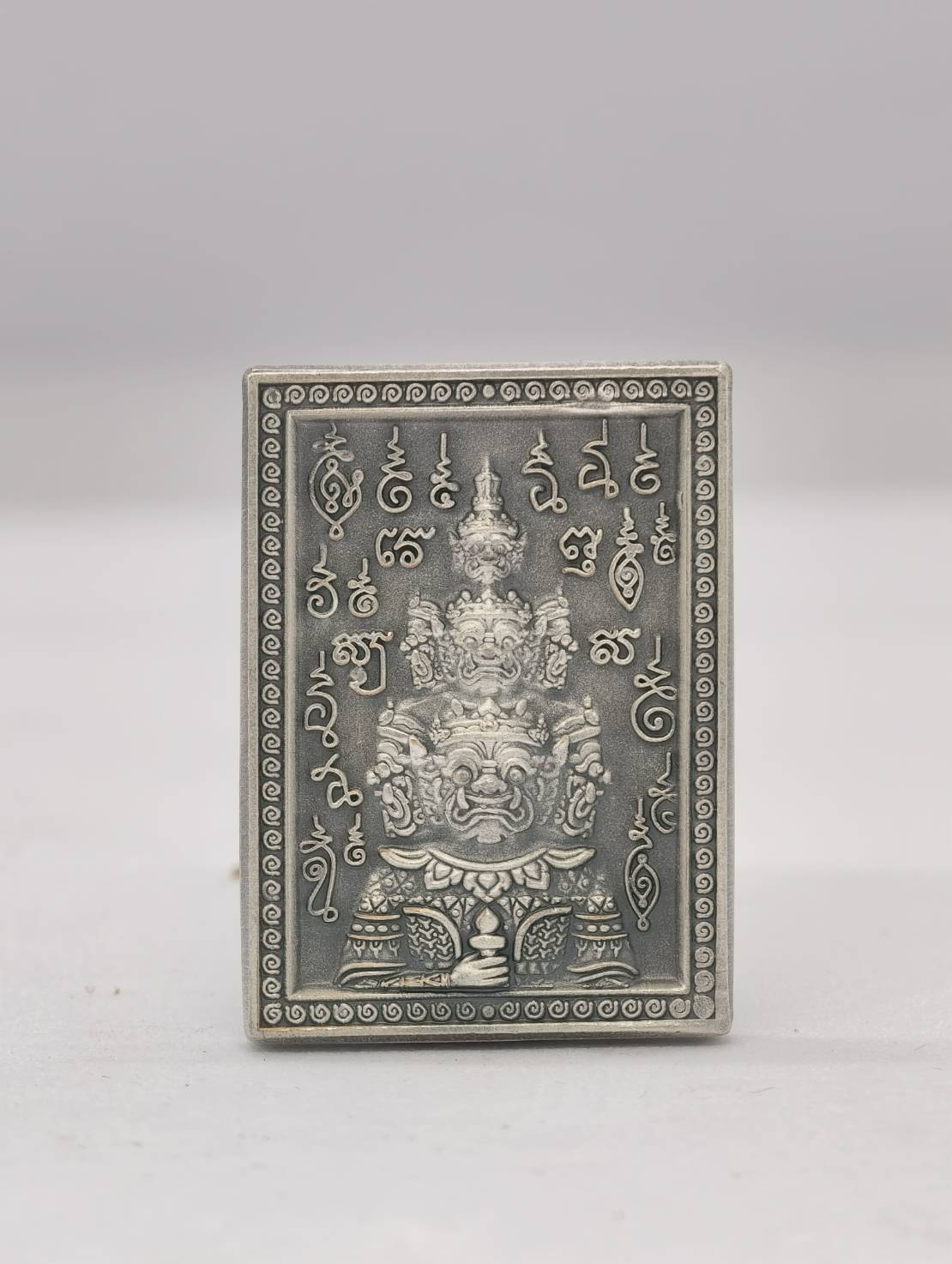 หลวงปู่รอด วัดโคกกรม ท้าวเวสสุวรรณ 9 เศียร รวยไม่หยุด ซาติน (KA1527)