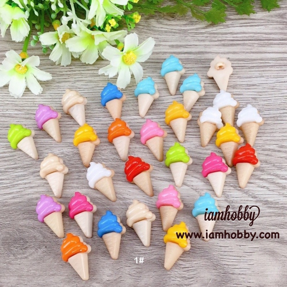 กระดุมพลาสติกไอศครีมโคน คละสี (แพ็คละ 30 ชิ้น) เลือก Set