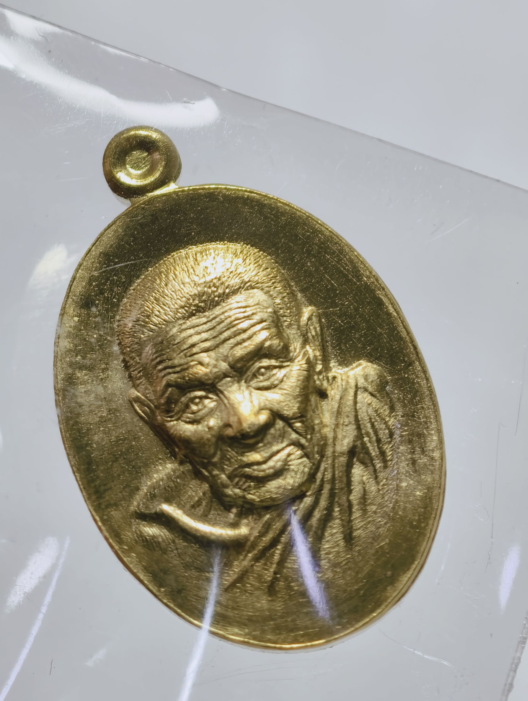 หลวงปู่อิ่ม วัดทุ่งนาใหม่ เหรียญเม็ดแตง เจริญพร ๑๐๖ ปี กล่องเดิม (AC3165)