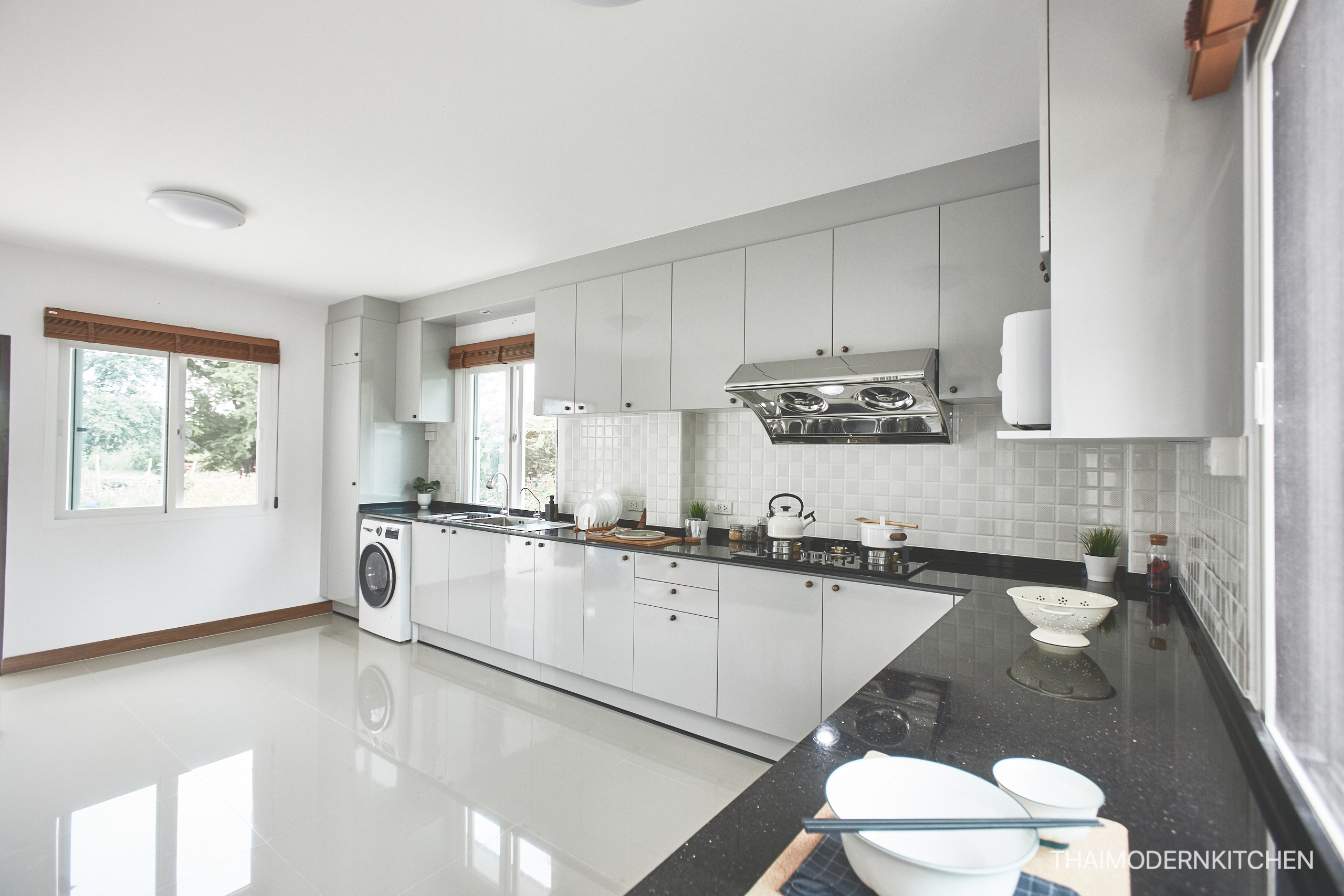 ครัวบิ้วอิน ราคา 85,000- 3.2+1.9 ตู้ล่าง 3.2 ตู้บน รวมตู้สูง