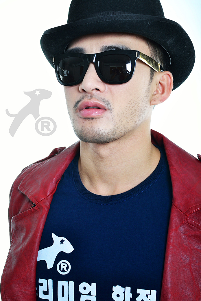 เสื้อยืด Rudedog รุ่น Dog Japan Size S