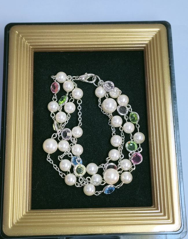 สร้อยข้อมือคริสตัล+เปลือกมุก