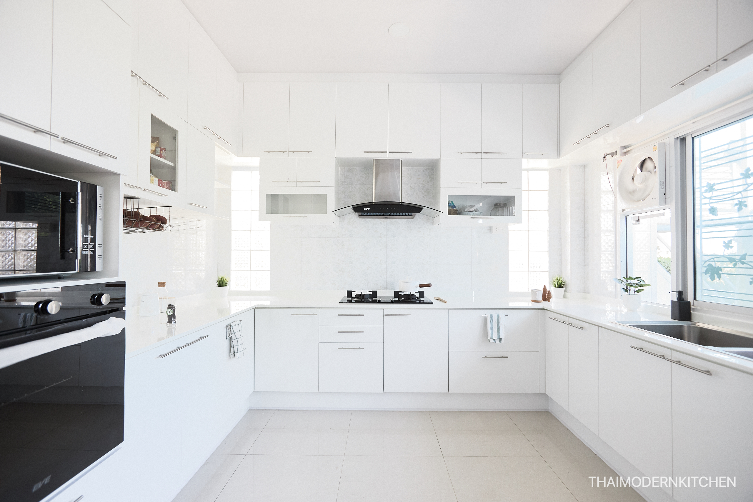 ครัวบิ้วอินบ้านคุณ ศลิษา สวยน่ารัก 8.4 ตู้ล่าง 9.64 ตู้บน ทำสองชั้น