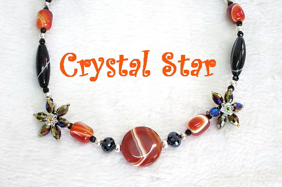 สร้อยคอหินสี