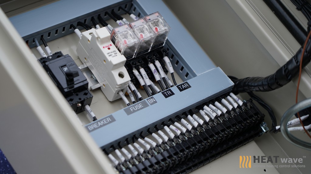 POWDER COATING CTRL MODULE FOR 6 BURNERS, 300x450x150 STEEL BOX, DIGITAL TEMP. CONTROLLER "FOTEK" TAIWAN, OMRON TIMER VERSION.2