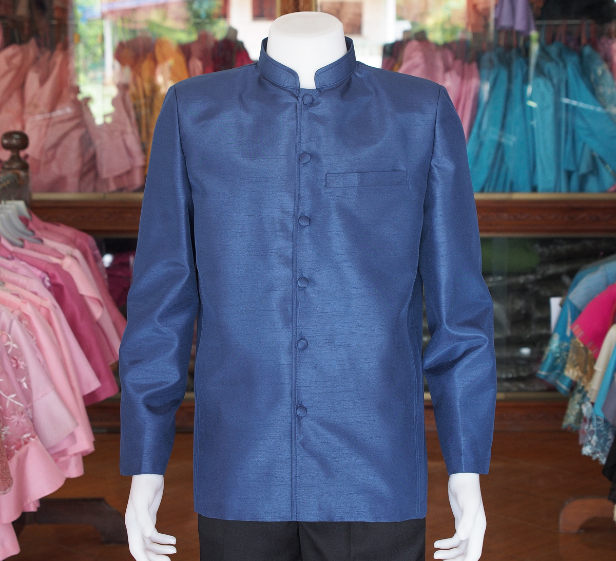เสื้อผ้าไหมแพรทองคอพระราชทานแขนยาว สีกรมท่า ไซส์ 3XL